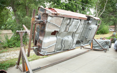 Busted Knuckle Garage 09-BKG-86-SH Shift Happens Barstool