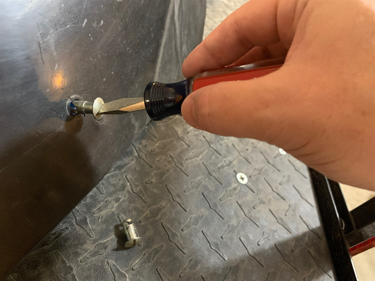 Selecting QuarterTurn Fasteners