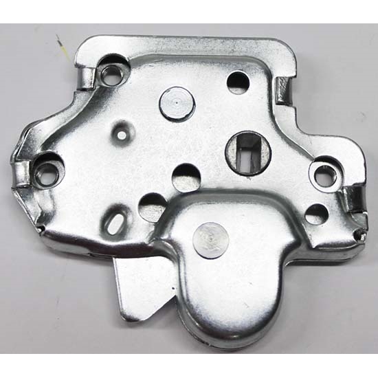 Dynacorn M1019 Trunk Lid Latch, Camaro/Nova/Chevelle
