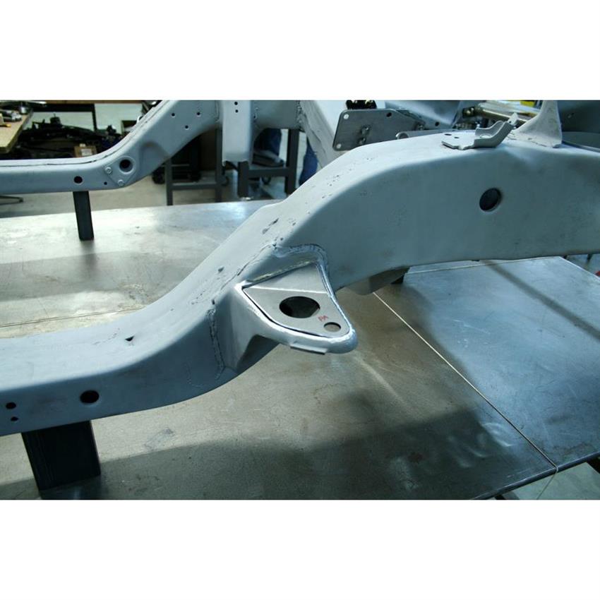 UMI 2662 7081 FBody Front Subframe Repair Kit, WeldIn