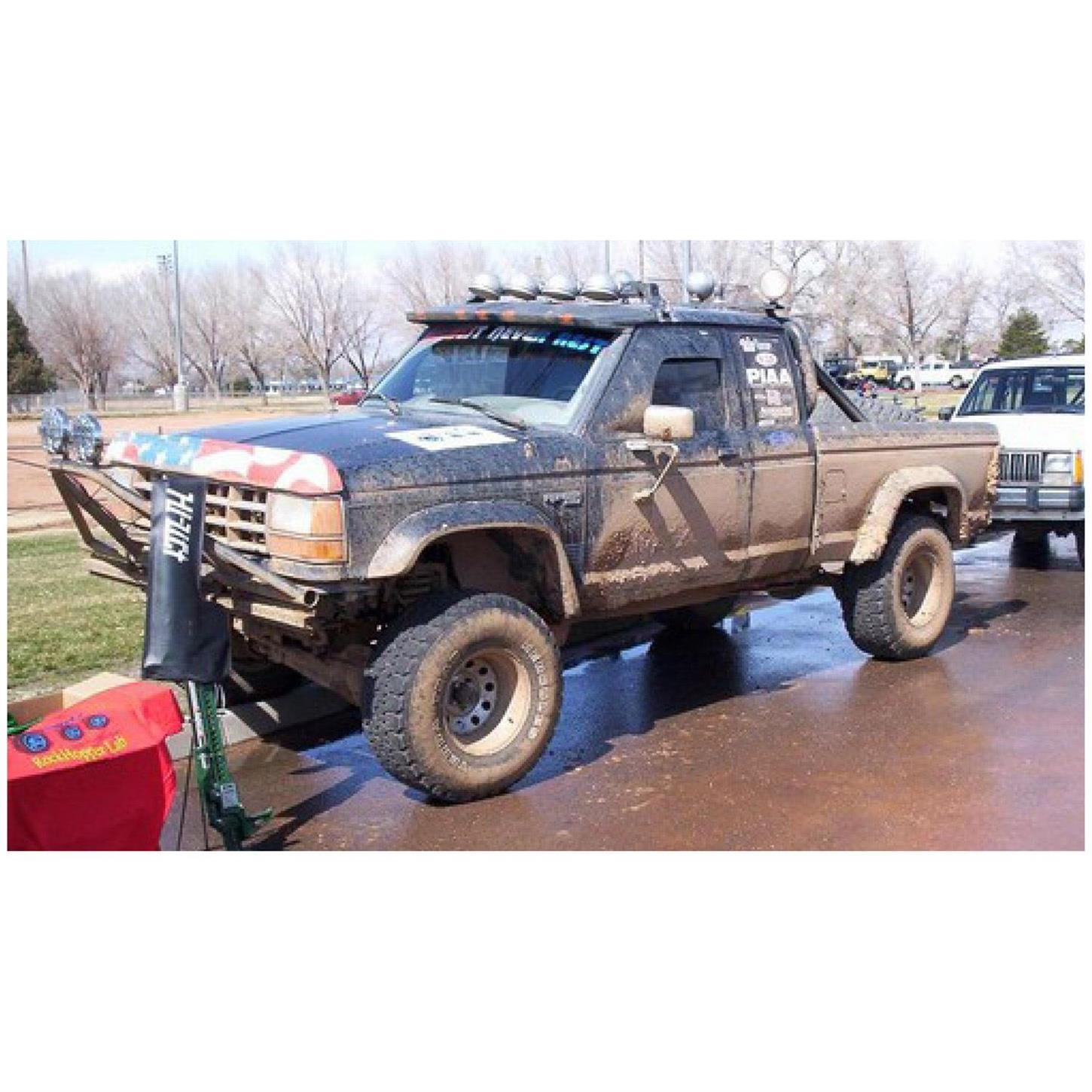 Bushwacker 2101311 CutOut Fender Flares Front Bronco II/Ranger