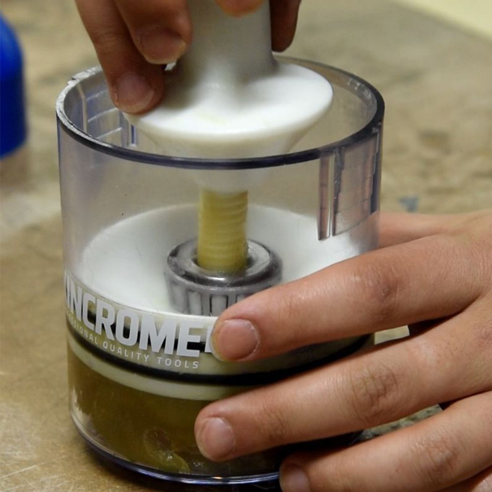 Kincrome K1705 Professional Bearing Packer